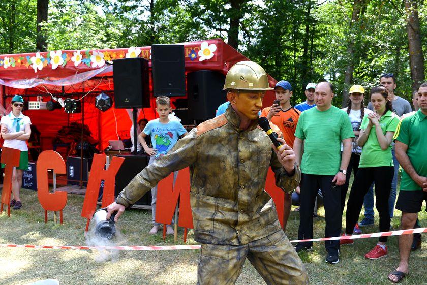 v-les-za-otkryti…pastu-dlya-slona50