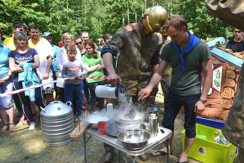v-les-za-otkryti…pastu-dlya-slona55