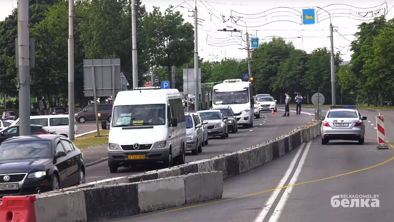 В Гомеле закрытие Новобелицкого путепровода вызвало пробки в час пик –  реакция власти