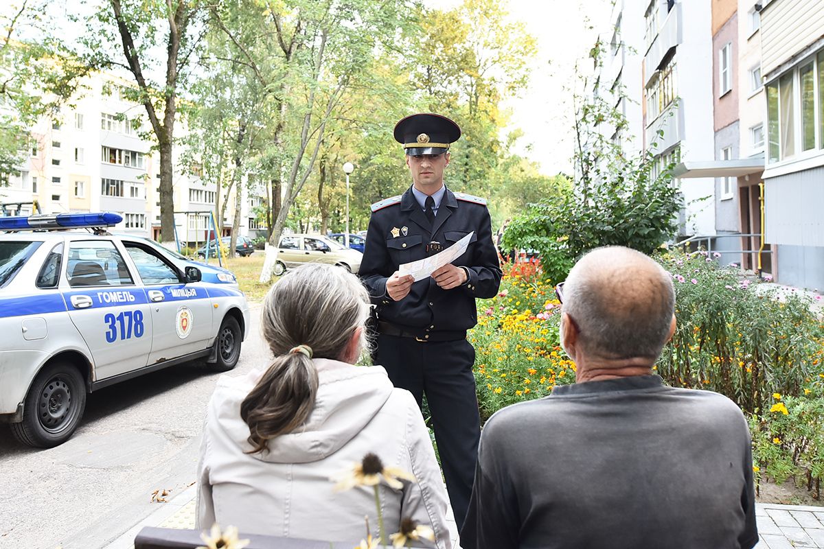 Во дворах Гомеля стало спокойнее. Итоги вечернего рейда с милицией