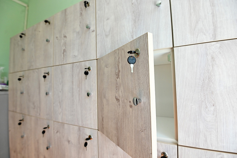 шкафы для хранения смартфонов