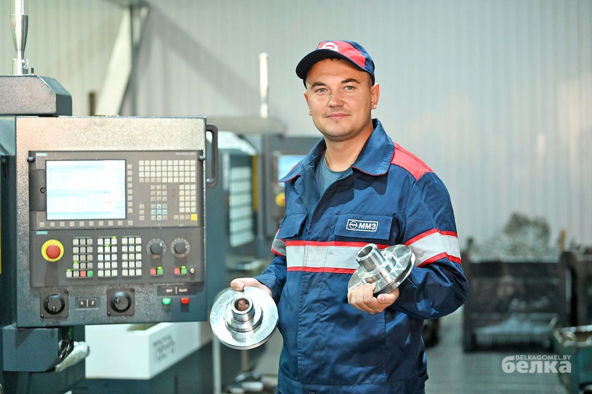 Гомельский завод пусковых двигателей