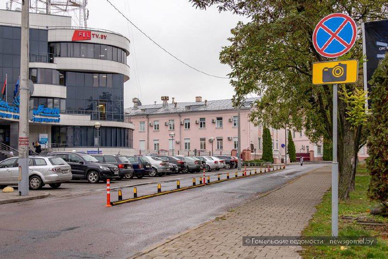 разделители полос движения в Гомеле Делиниаторы на улице Пушкина в Гомеле