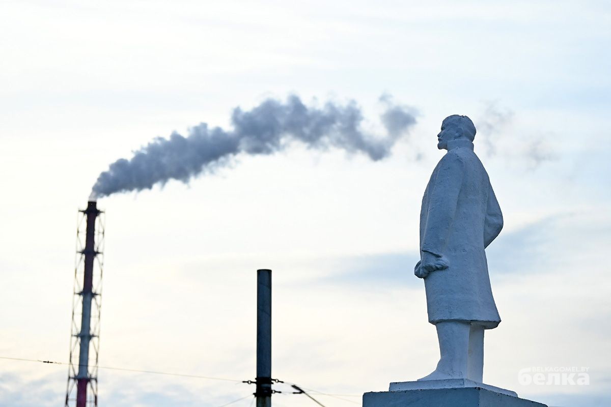 памятник Ленину